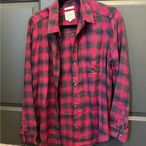 American Eagle Outfitters Pink and Black Plaid Button-Down Shirt